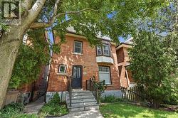 71 AIKMAN Avenue  Hamilton, ON L8M 1P8
