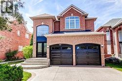 481 HEATH Street Oakville, ON L6H 6N8