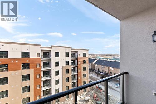 716 Brownstone Unit# 202, Tecumseh, ON 
