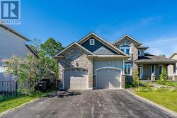 2295 SHORE LANE  Wasaga Beach, ON L9Z 2X7