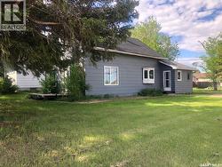202 1st AVENUE NW Preeceville, SK S0A 3B0