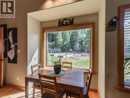 955 Cedar Brae Road, Glade, BC - Indoor Photo Showing Dining Room