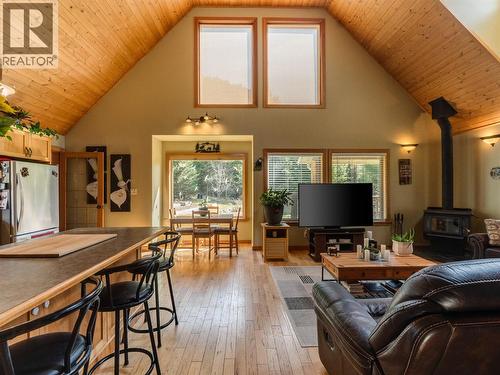 955 Cedar Brae Road, Glade, BC - Indoor Photo Showing Living Room With Fireplace