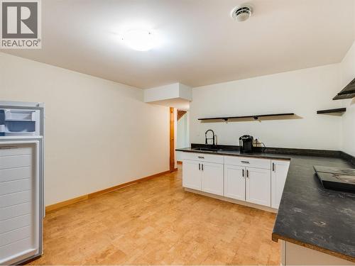 955 Cedar Brae Road, Glade, BC - Indoor Photo Showing Other Room