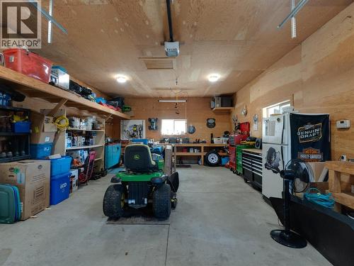 955 Cedar Brae Road, Glade, BC - Indoor Photo Showing Garage