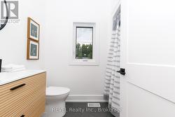 Shower and tub in main bath - 
