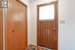 Second unit Foyer - 