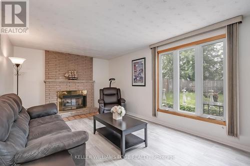 Second Unit Living room - 7 Oakland Drive, Hamilton, ON 