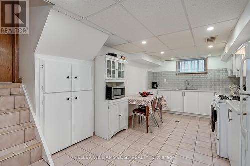 7 Oakland Drive, Hamilton, ON 