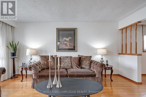 7 Oakland Drive, Hamilton, ON 