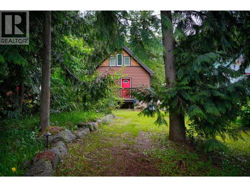 1017 Hume Street  Slocan, BC V0G 2C0