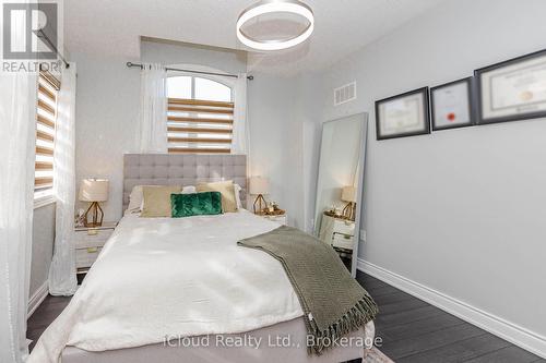264 Etheridge Avenue, Milton, ON 