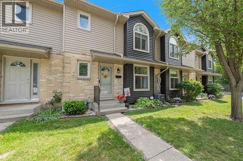 27 York CRESCENT Unit# 7  Sarnia, ON N7S 6H9