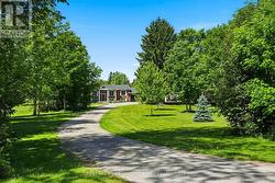 1041 HOWICK STREET  Howick, ON N0G 2X0