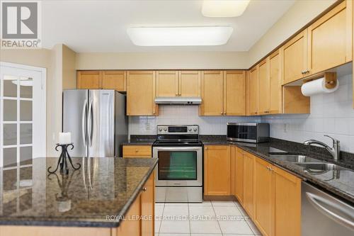 Kitchen - 1118 - 25 Kingsbridge Garden Circle, Mississauga, ON 