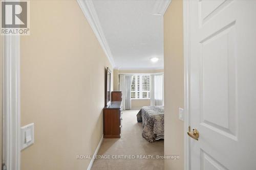 Primary Bedroom - 1118 - 25 Kingsbridge Garden Circle, Mississauga, ON 