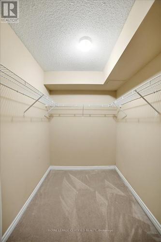 Primary Walk In - 1118 - 25 Kingsbridge Garden Circle, Mississauga, ON 
