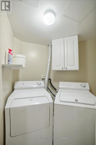 Laundry ensuite - 1118 - 25 Kingsbridge Garden Circle, Mississauga, ON 