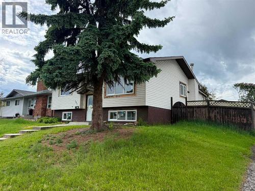 164 Manora Crescent Ne, Calgary, AB 
