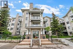 235, 369 Rocky Vista Park NW  Calgary, AB T3J 5K7