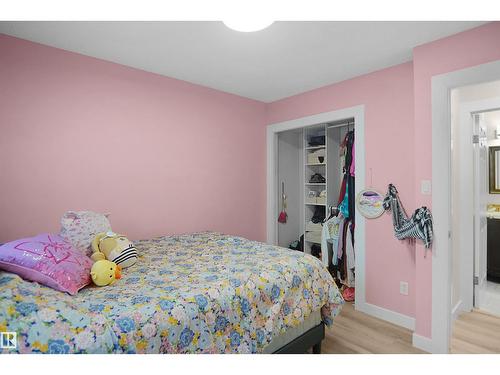 15536 70 St Nw, Edmonton, AB 