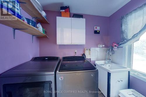 233 Benesfort Crescent, Kitchener, ON 