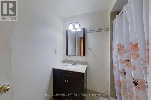 233 Benesfort Crescent, Kitchener, ON 
