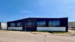 1373 Spruce Street  Winnipeg, MB R3E 2V8