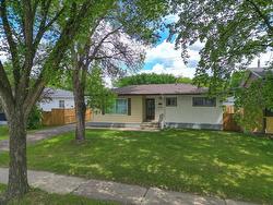 1147 26 Street Brandon, MB R7B 2C2