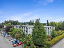 #205-2040 White Birch Rd Sidney, BC V8L 2R1