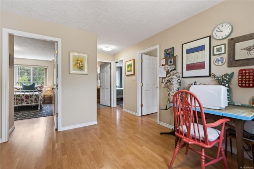 359 Pritchard Rd, Comox, BC 