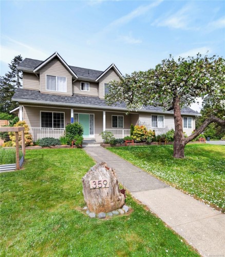 359 Pritchard Rd, Comox, BC 