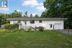 1034 PINE GROVE ROAD Penetanguishene, ON L9M 2B5