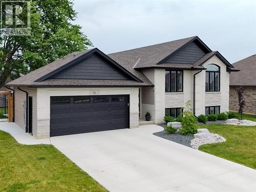 511 Mint Julep Drive, St Clair, ON 