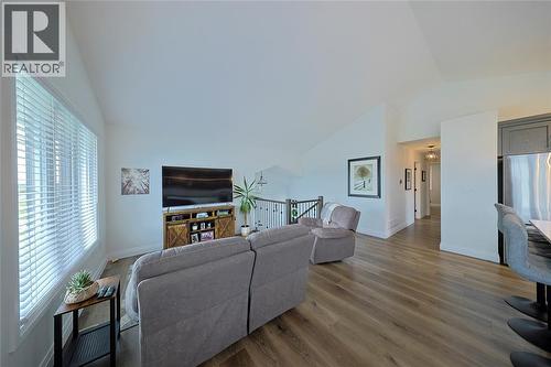 511 Mint Julep Drive, St Clair, ON 