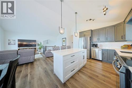511 Mint Julep Drive, St Clair, ON 