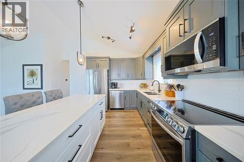 511 Mint Julep Drive, St Clair, ON 