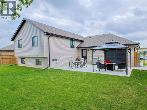 511 Mint Julep Drive, St Clair, ON 