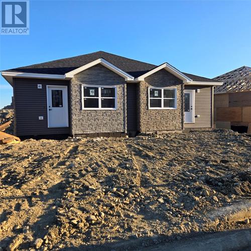 43 Gallants Street  Paradise, NL A1L 4M2