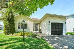 40 NIAGARA TRAIL Clarington (Newcastle), ON L1B 1L6