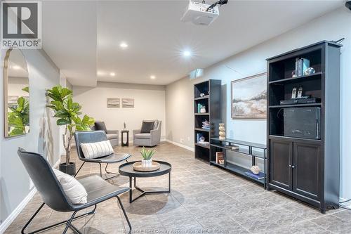 937 Pavan, Windsor, ON 
