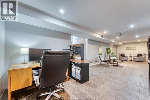 937 Pavan, Windsor, ON 