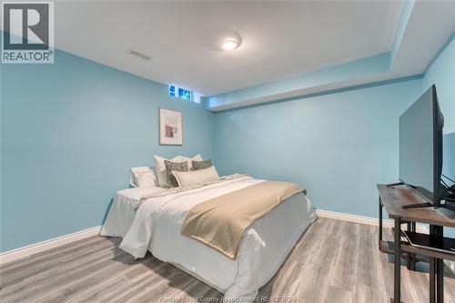 937 Pavan, Windsor, ON 