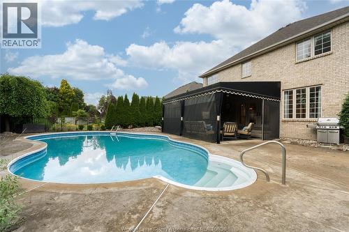 937 Pavan, Windsor, ON 