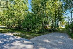 2228 SHORE LANE Wasaga Beach, ON L9Z 2X6