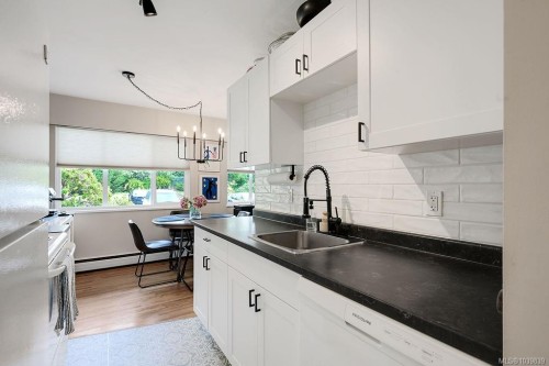 426 Burnside Rd West, Saanich, BC 