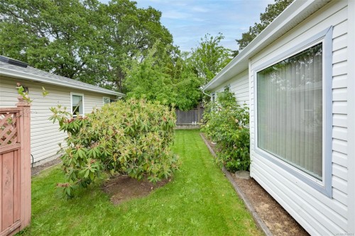128 Camas Lane, View Royal, BC 