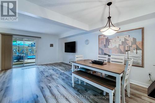 8 Dalton Gate, Hamilton, ON 