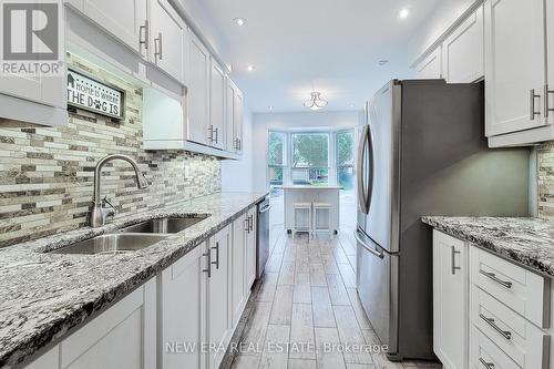 8 Dalton Gate, Hamilton, ON 