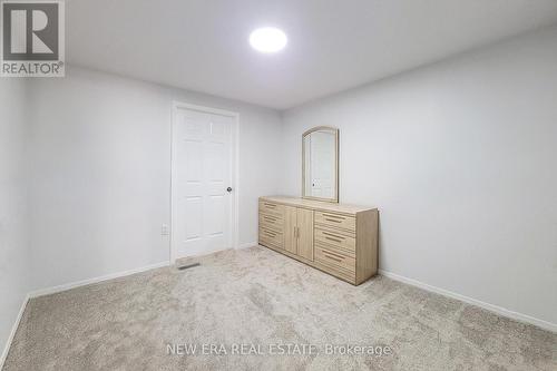 8 Dalton Gate, Hamilton, ON 